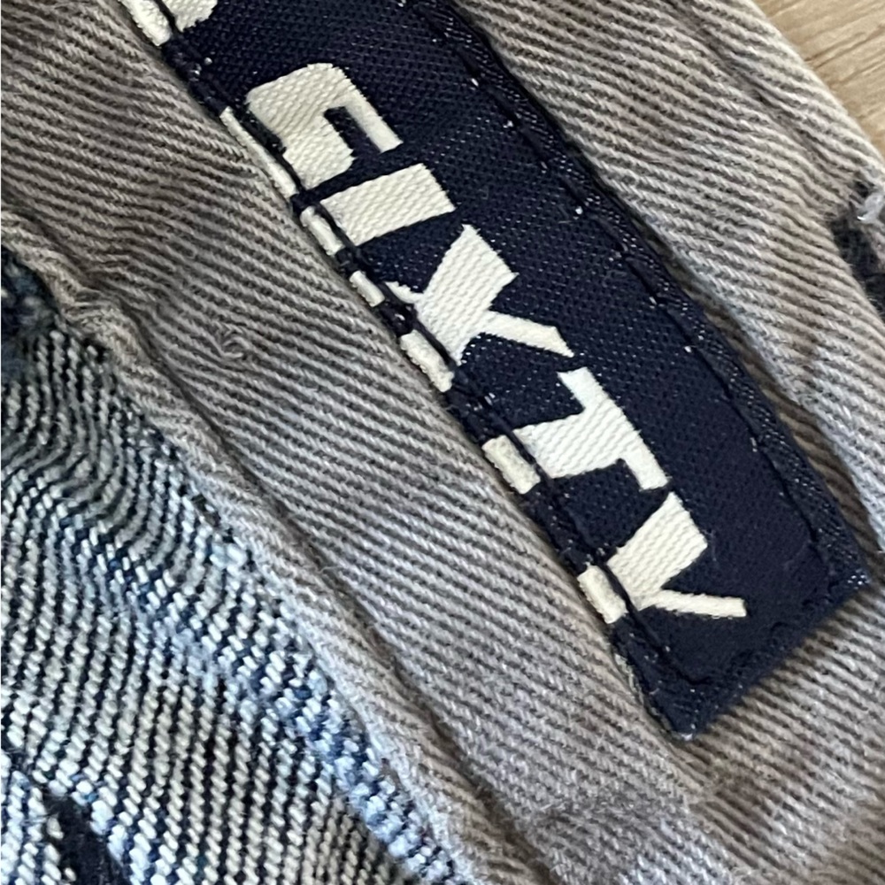 Miss Sixty Straight leg Blue Jeans. - Picture 6 of 10
